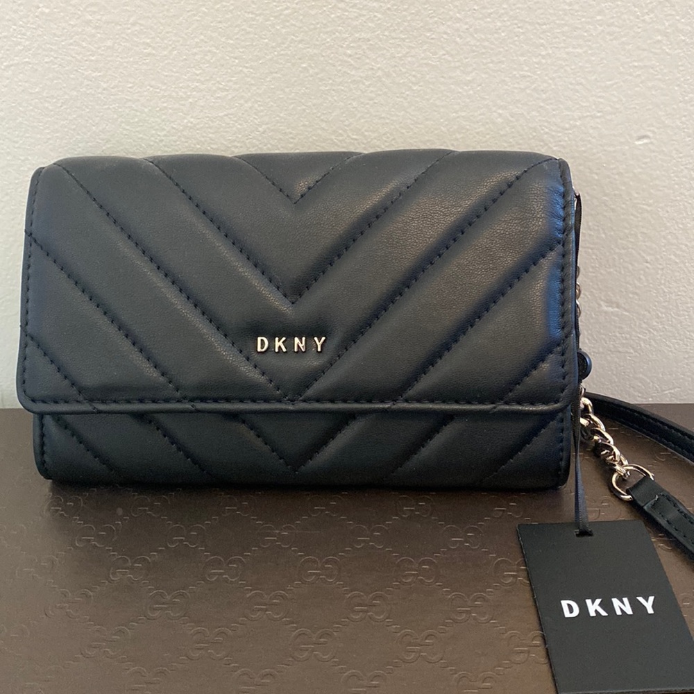 DKNY Veronica Chevron Quilted Design Crossbody Chain Strap Shoulder Bag